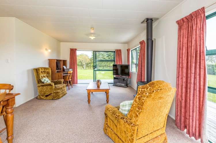 113 Hull Road Waiuku_14