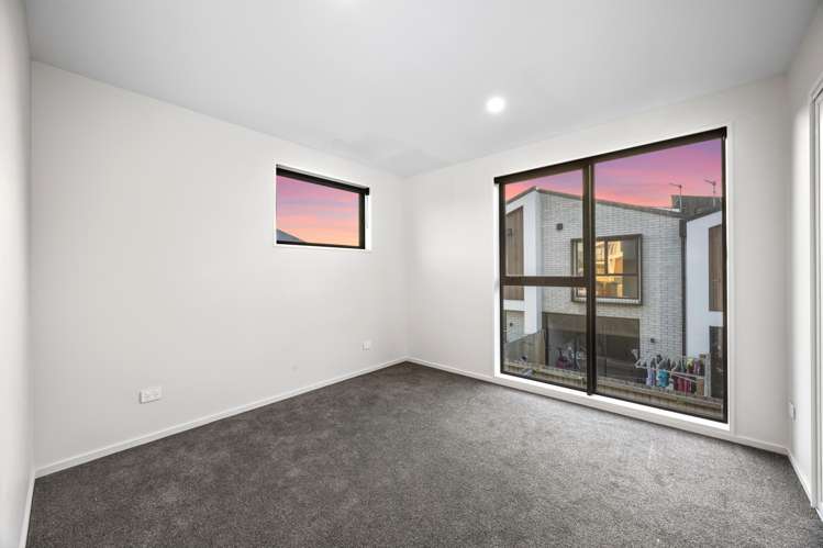 1/329 Lincoln Road Addington_9
