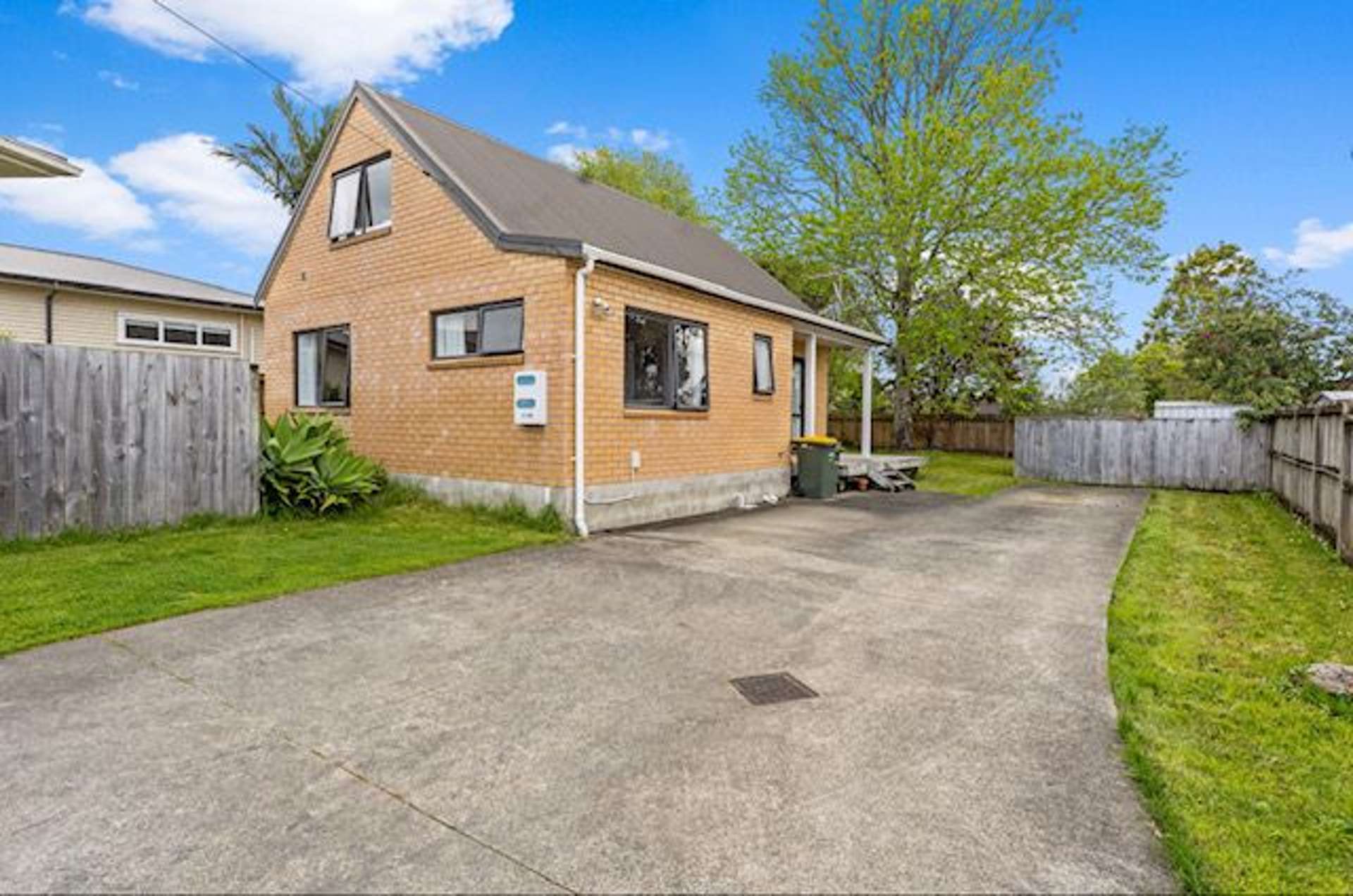 220 Birkdale Road Birkdale North Shore City Houses for Rent One