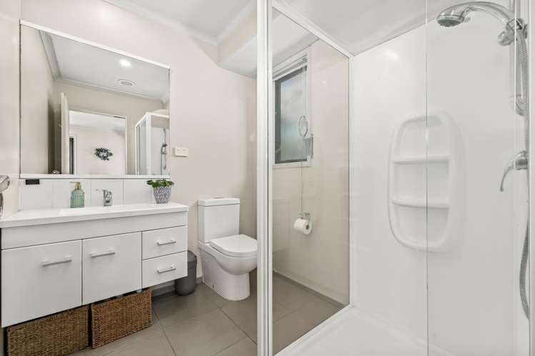 1 Simpson Crescent Raumati Beach_14