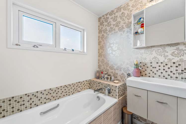 71 Stapleford Crescent Browns Bay_14