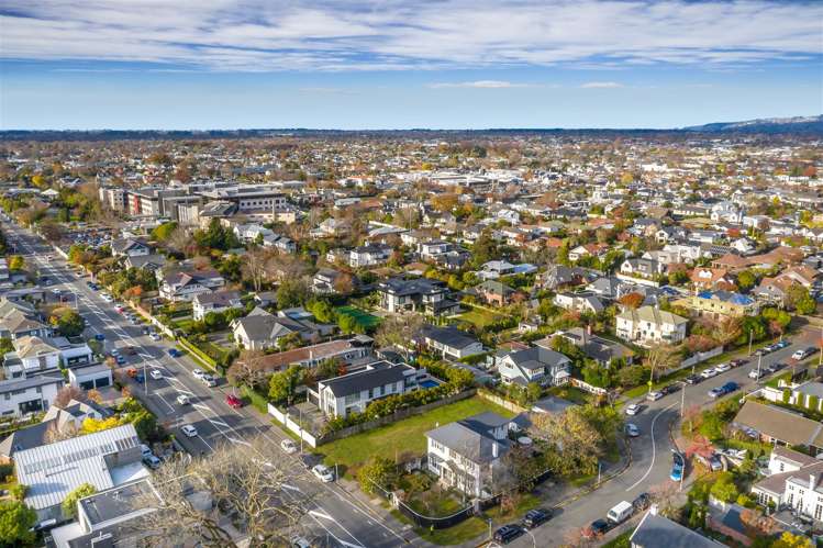 84 Heaton Street Merivale_10