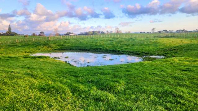 347 Grahams Beach Road Awhitu_4