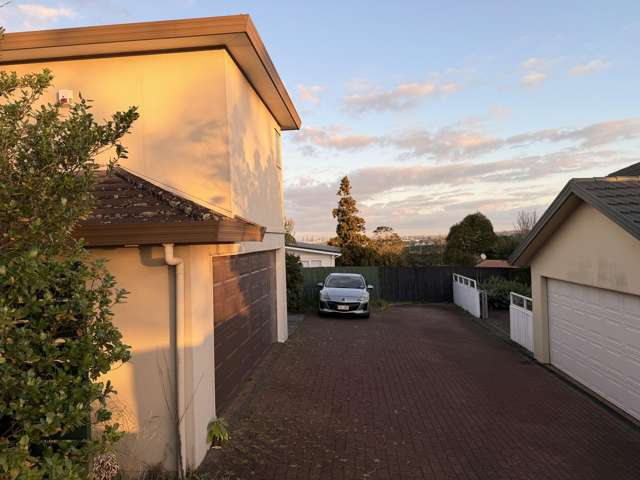 2/227 Sunset Road Sunnynook_1