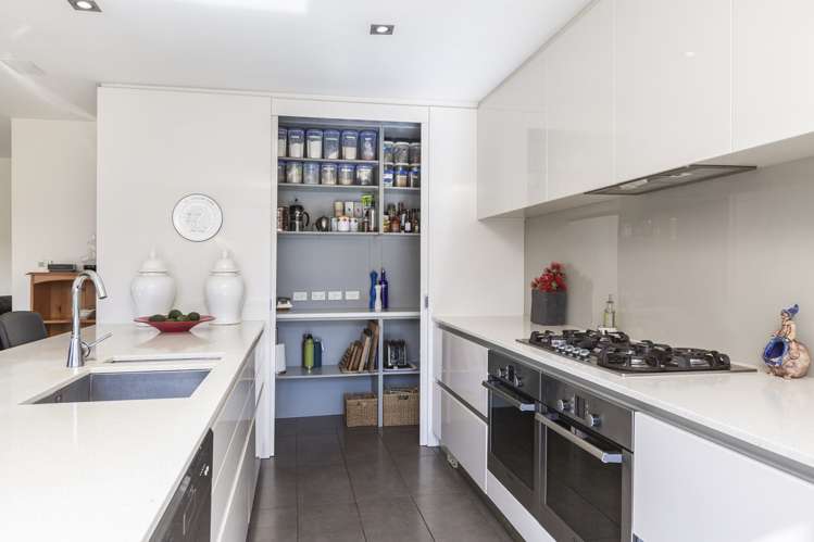 11 Queensway Three Kings_8