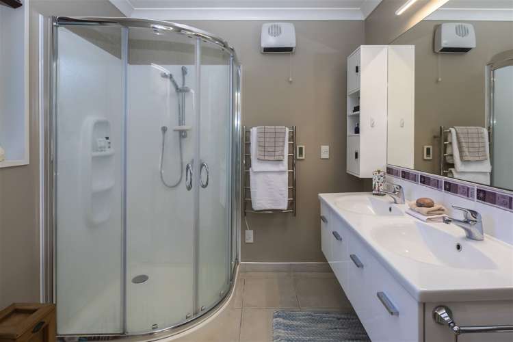 18 Watermill Boulevard Northwood_10