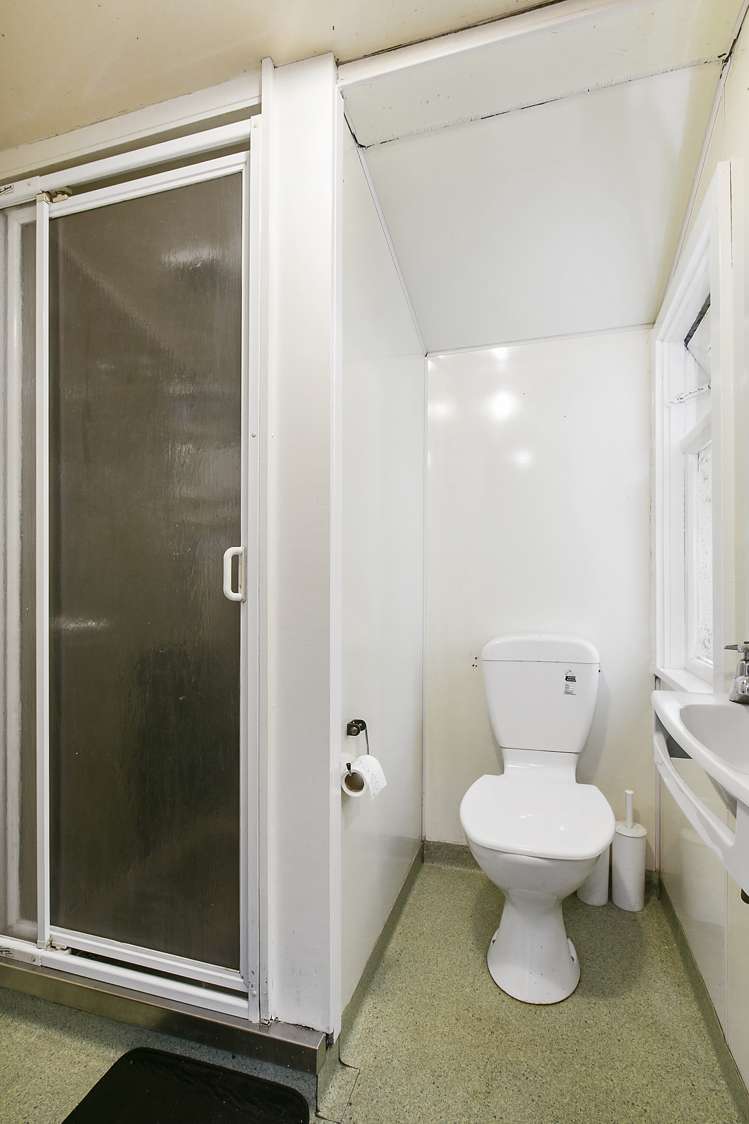 10 Elder Street Dunedin Central_11