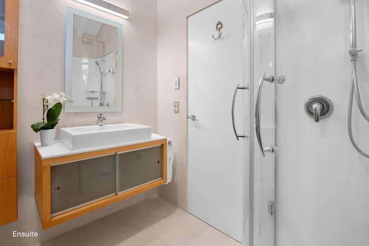 19 Atarua Gardens Waiatarua_15