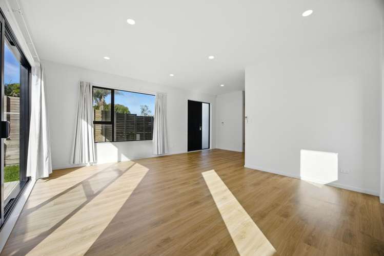 43a Fitzherbert Avenue West Harbour_9