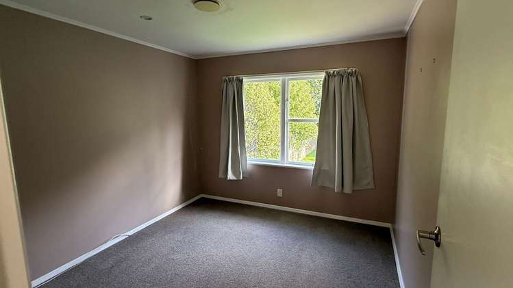 60 Chester Road Tawa_12