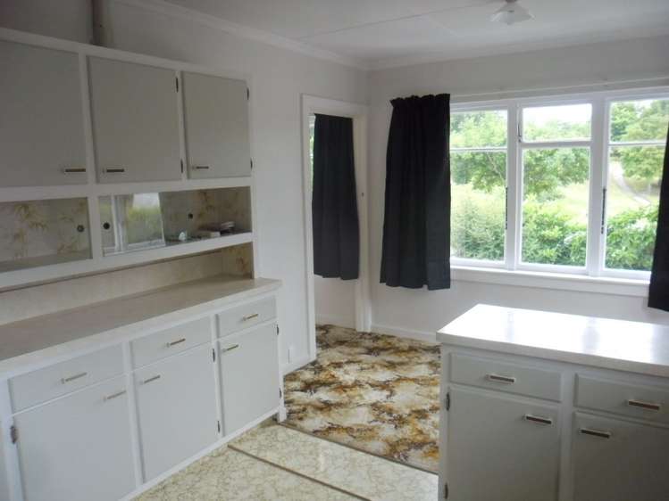 70 Glen Street Marchwiel_13