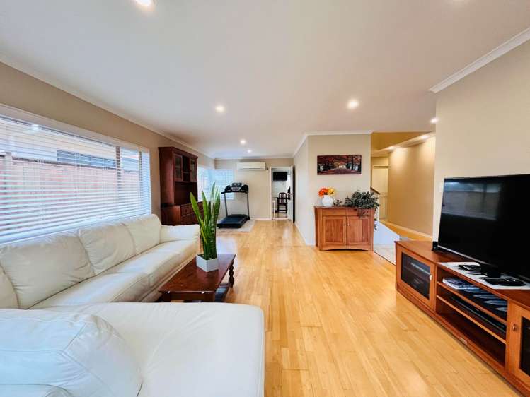 11 Kalmore Place Flat Bush_10