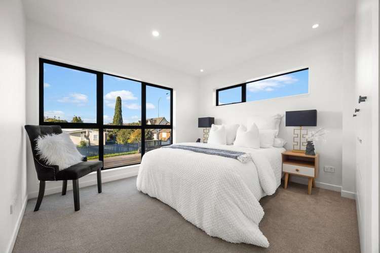 2/31 Akoranga Drive Northcote_6