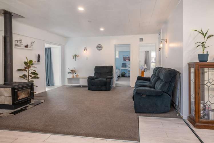 22 Peehimanini Road Waitahanui_2