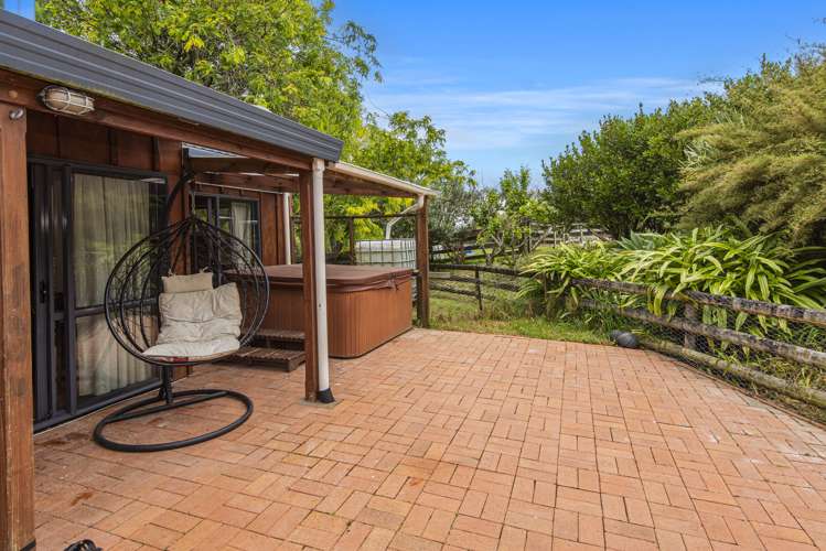 9 Bickerstaffe Road Maungaturoto_14