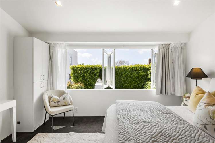 13/212 Hurstmere Road Takapuna_17