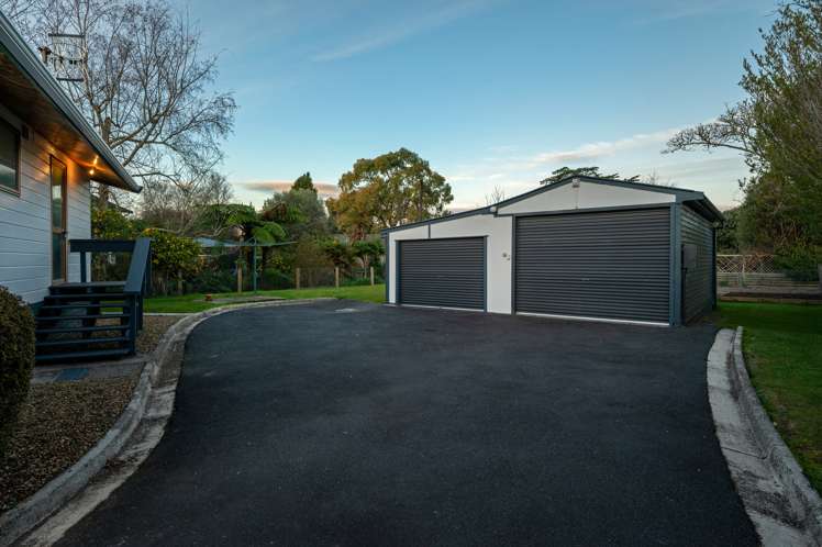 2 Cooper Avenue Holdens Bay_13