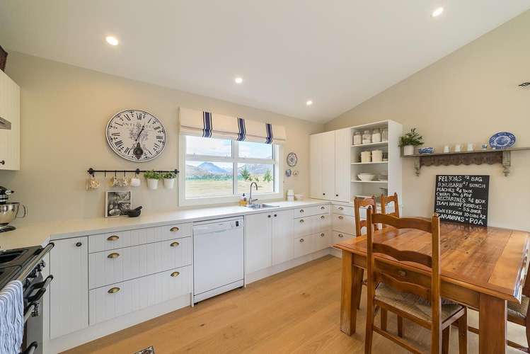 29 Oxfordshire Avenue Lower Shotover_6