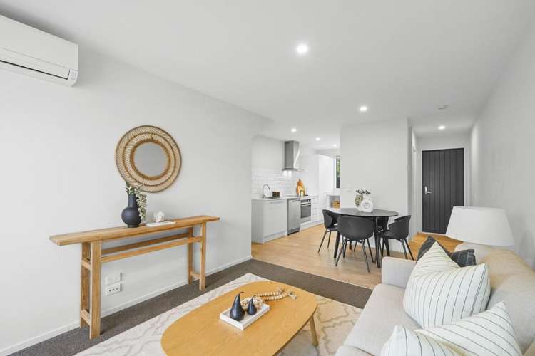 8/255 Kilmore Street_0