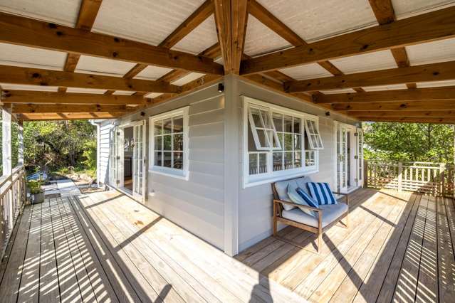 117 Queens Drive Oneroa_3