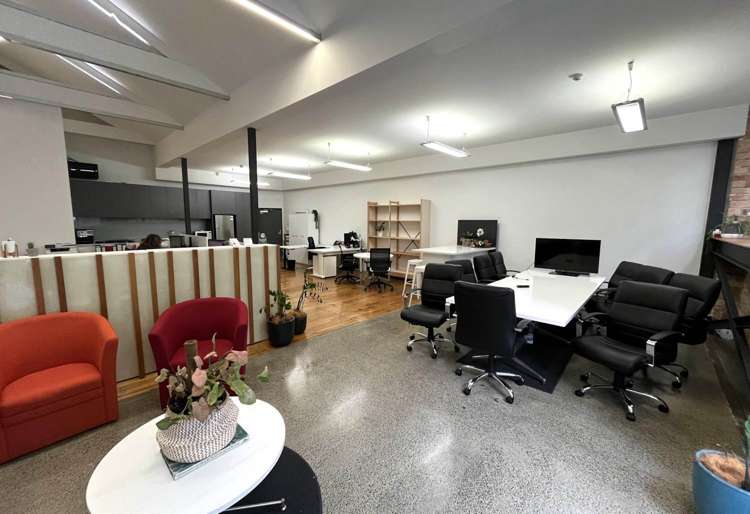 Unit 2/13 Coles Avenue Mt Eden_3