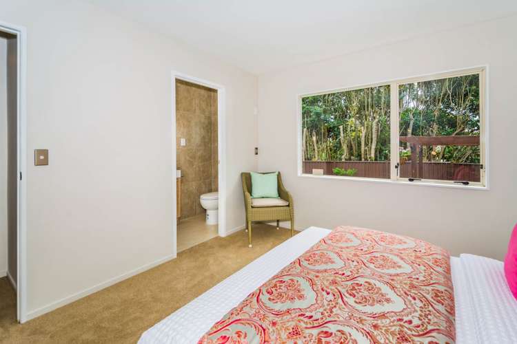 2/52 College Road Northcote_7