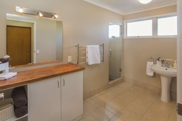 80 Sandspit Road Cockle Bay_21