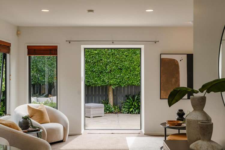 15B La Roche Place Northcote_7