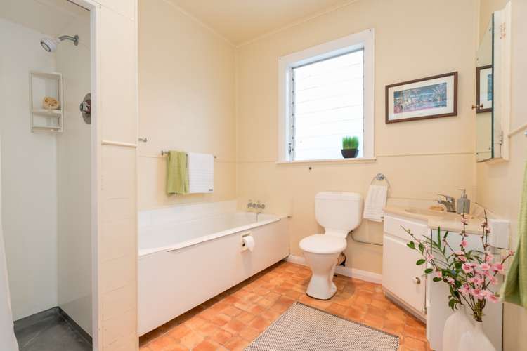 67 Te Wharepouri Street Berhampore_9