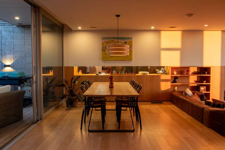 10 Seascape View Paremata_4