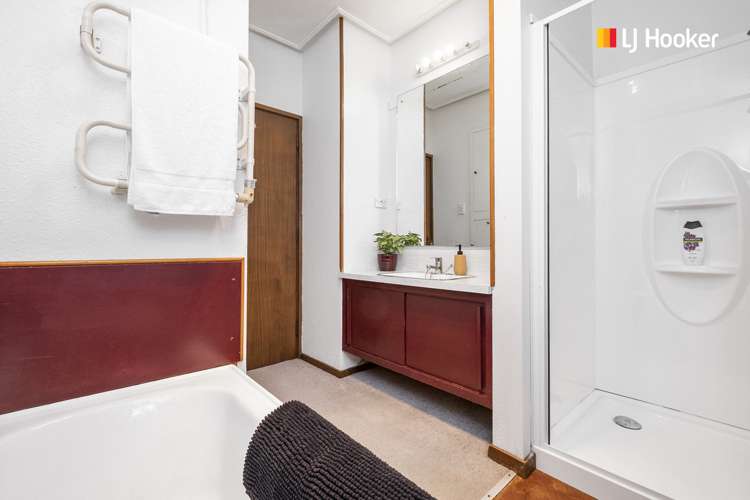 122 Larnach Road Vauxhall_9