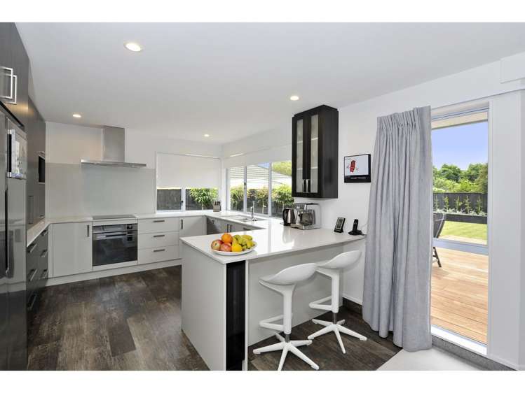 16 Ashbury Street Stoke_9