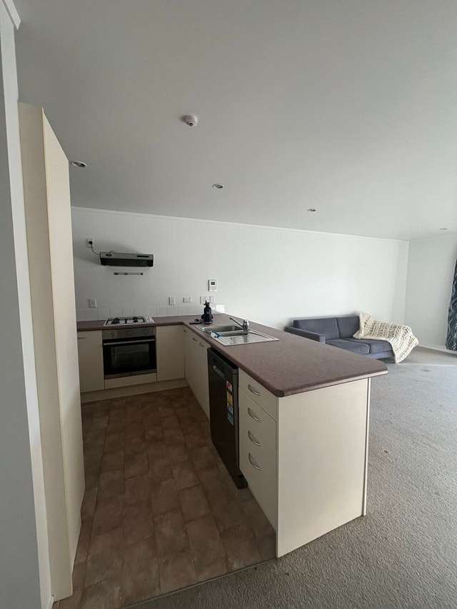 20/8 Girton Terrace Mount Cook_3