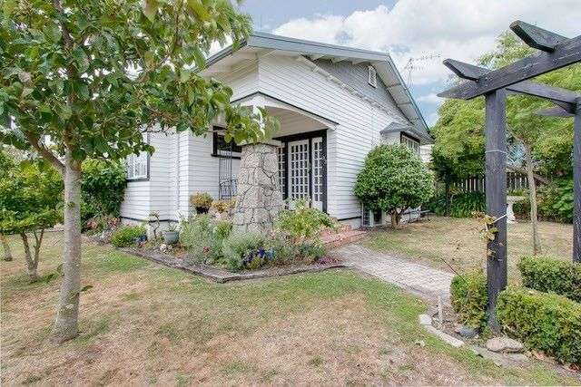 33 Church Road Taradale_1