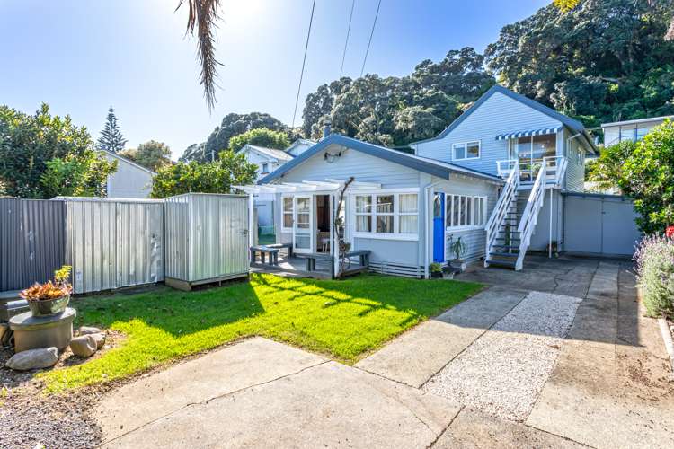 2 Aputa Avenue, Thames Coast Te Puru_29