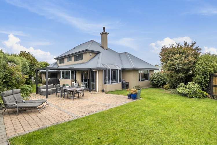 6 Freeman Close_0