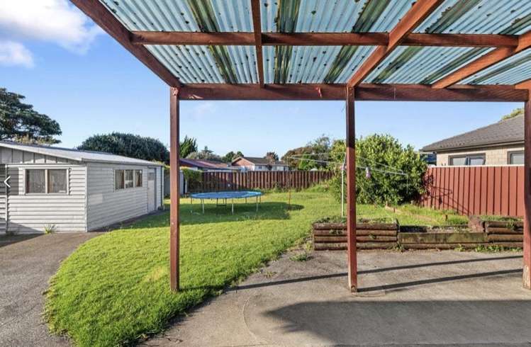64 Sunlands Drive Manurewa_29
