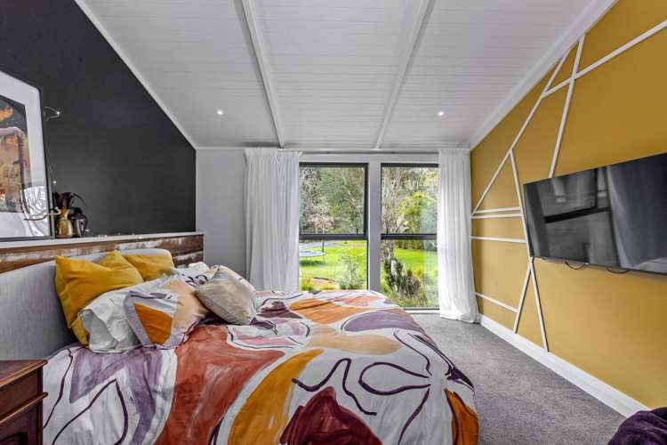 581 West Coast Road Oratia_11