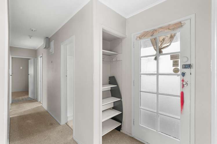 8 Ballantyne Avenue_1