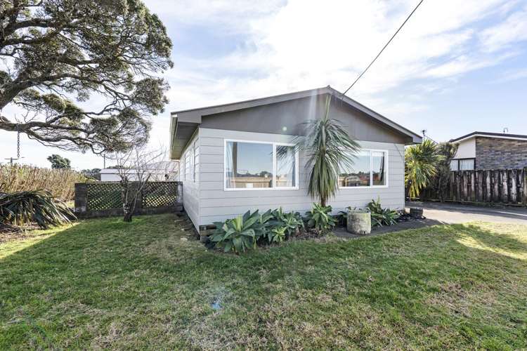 71 Clifton Drive Waitara_18