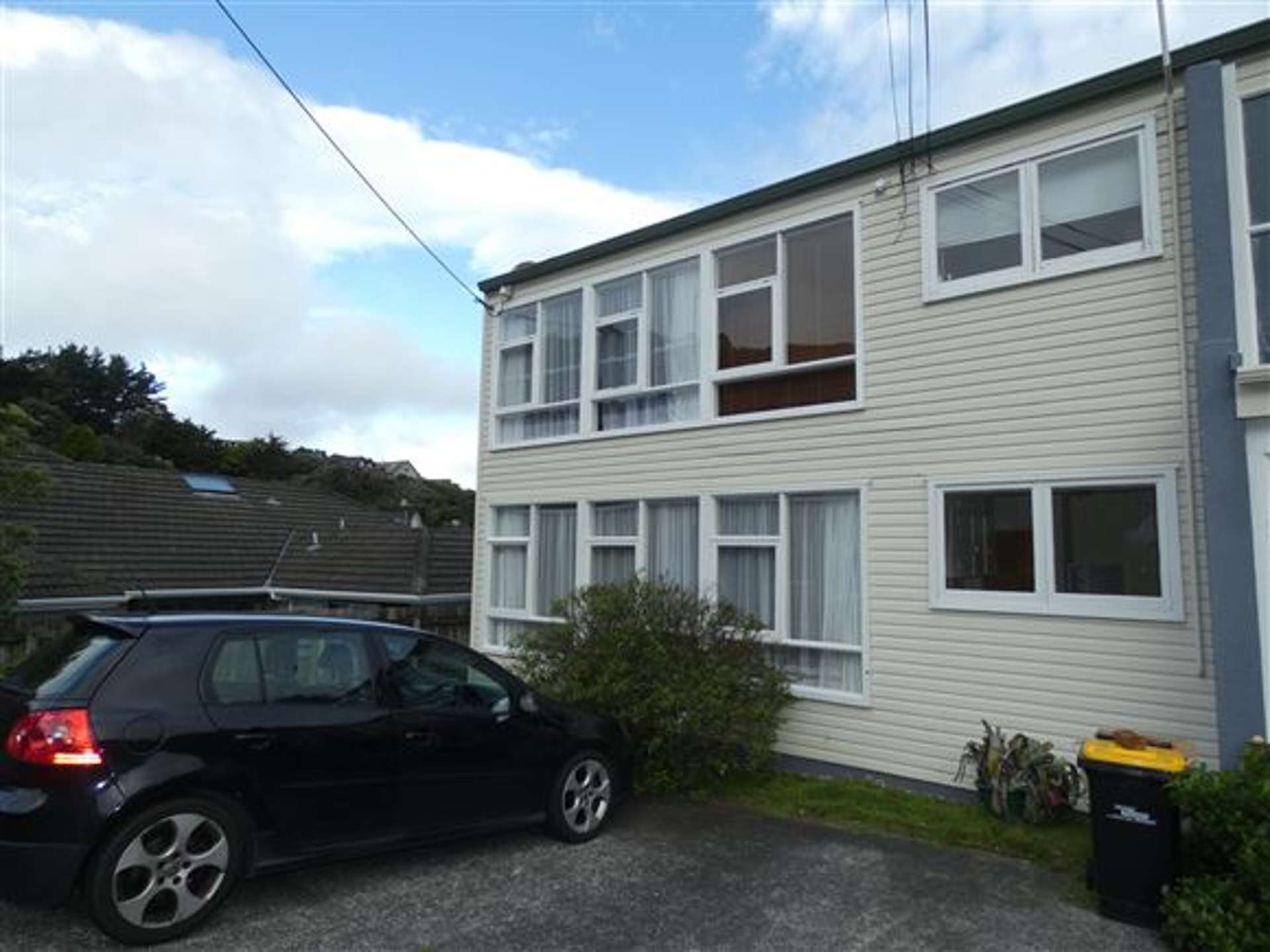 2/1 Canterbury Street Karori_0