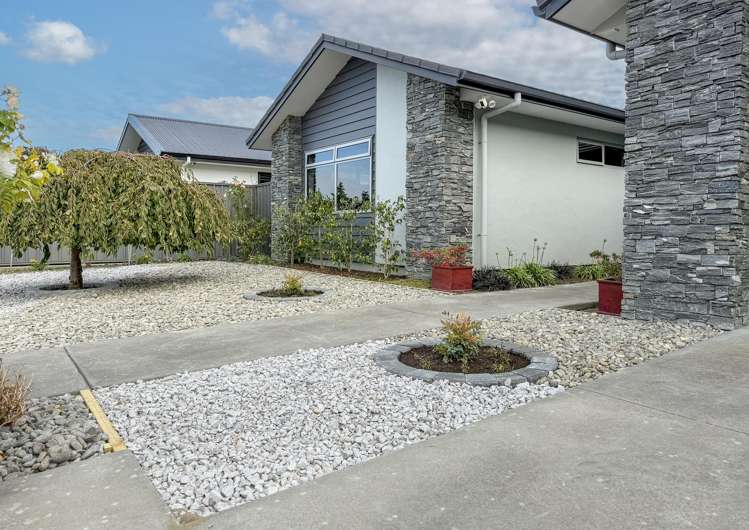 36 Pelorus Avenue Poraiti_16
