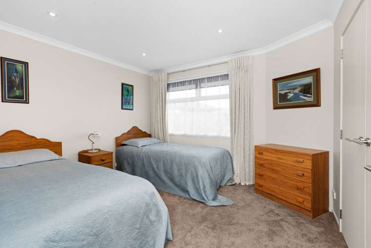 11 Sue Place Mahora_15