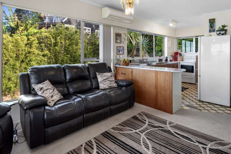 100 Beach Road Onerahi_16