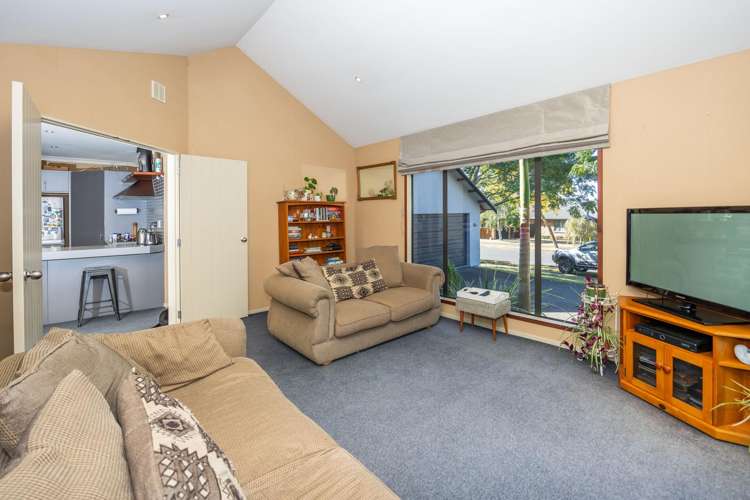 37 Bramley Drive Rototuna_3