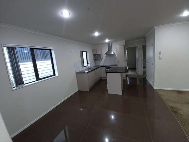 29 Charntay Avenue Clover Park_4