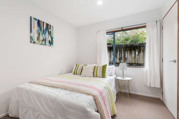 1/12 Kaweka Street New Lynn_10