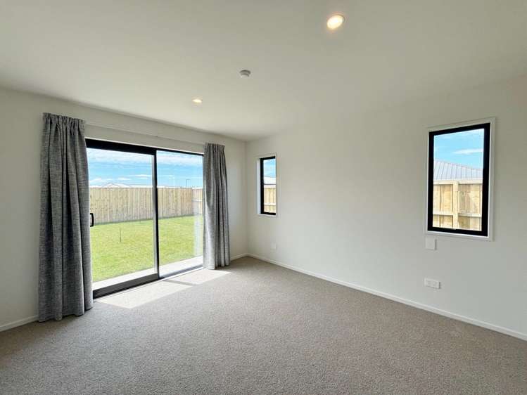 1 Verdant Cl Rolleston_9