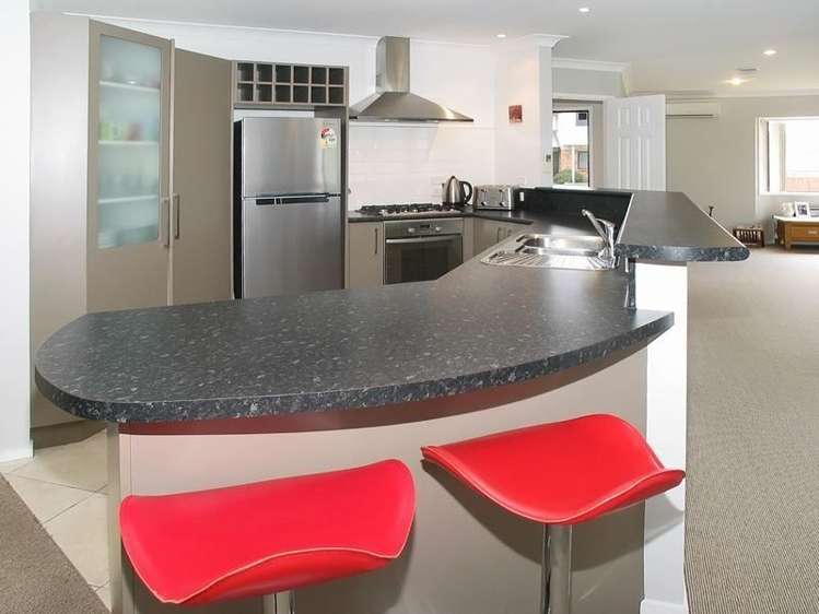 111 Te Puia Drive Aotea_17