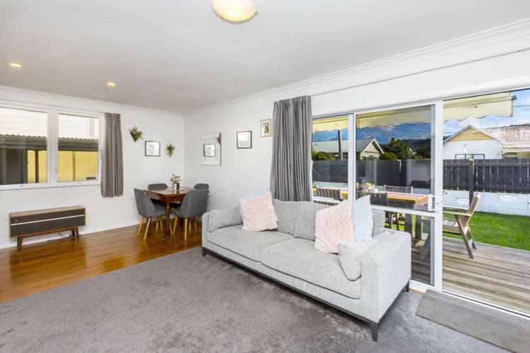 1/32 Bay Street Petone_11